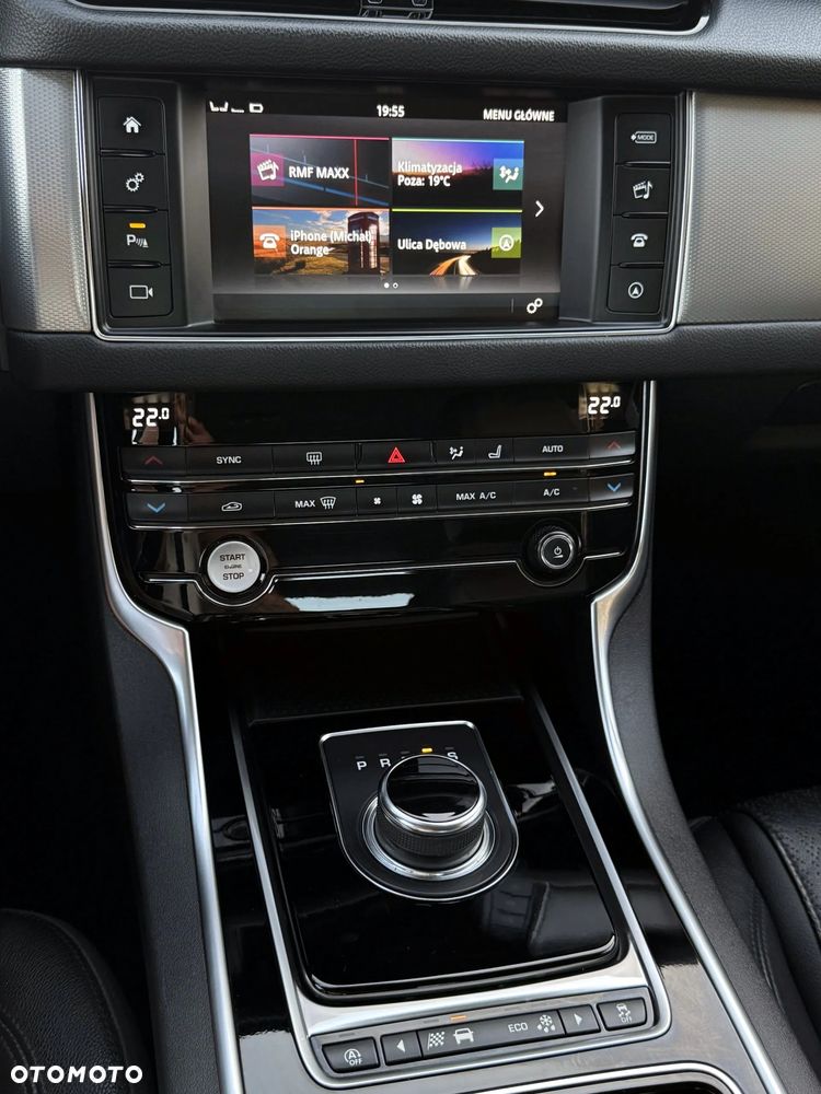 Jaguar XF 2.0 i4D AWD Prestige - 12