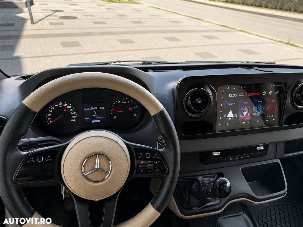 Mercedes-Benz Sprinter - 9