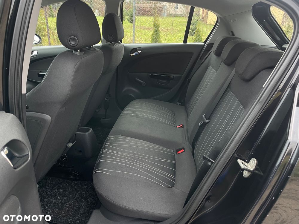 Opel Corsa 1.2 16V - 12