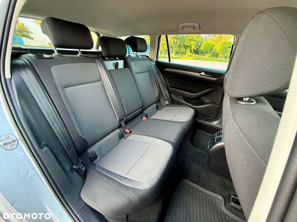 Volkswagen Passat 1.5 TSI EVO Comfortline DSG - 21