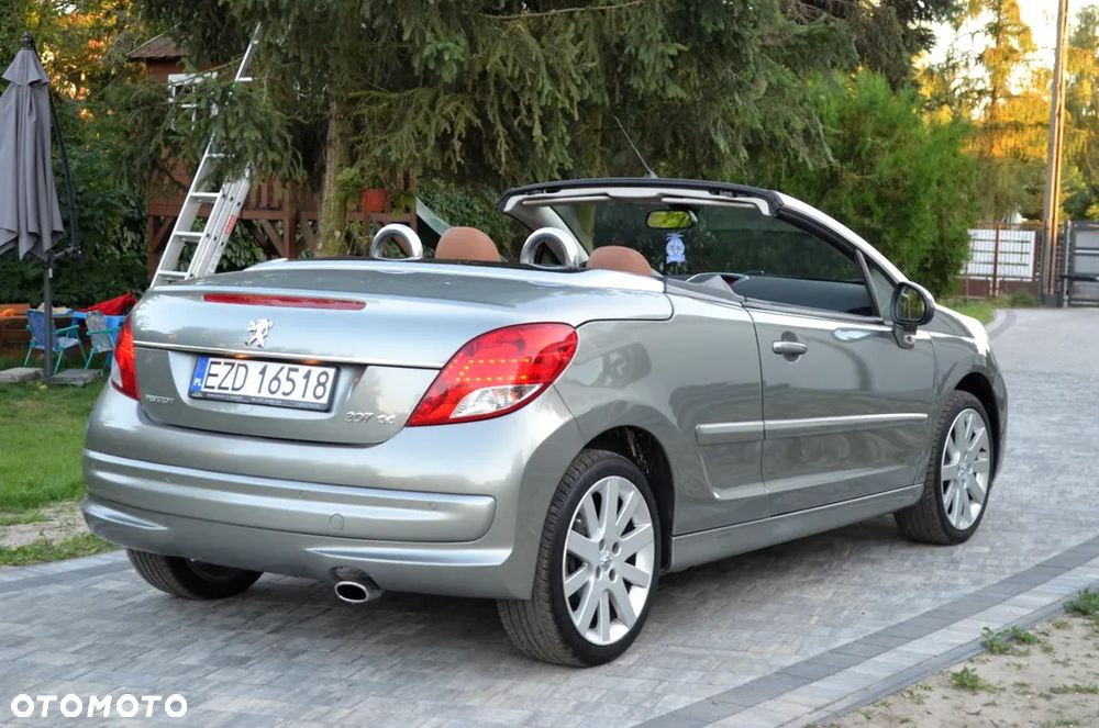 Peugeot 207 CC - 5