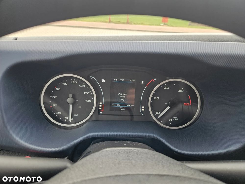 Iveco Daily 35-140, Hi-Matic Kontener plus winda 750 kg. - 30