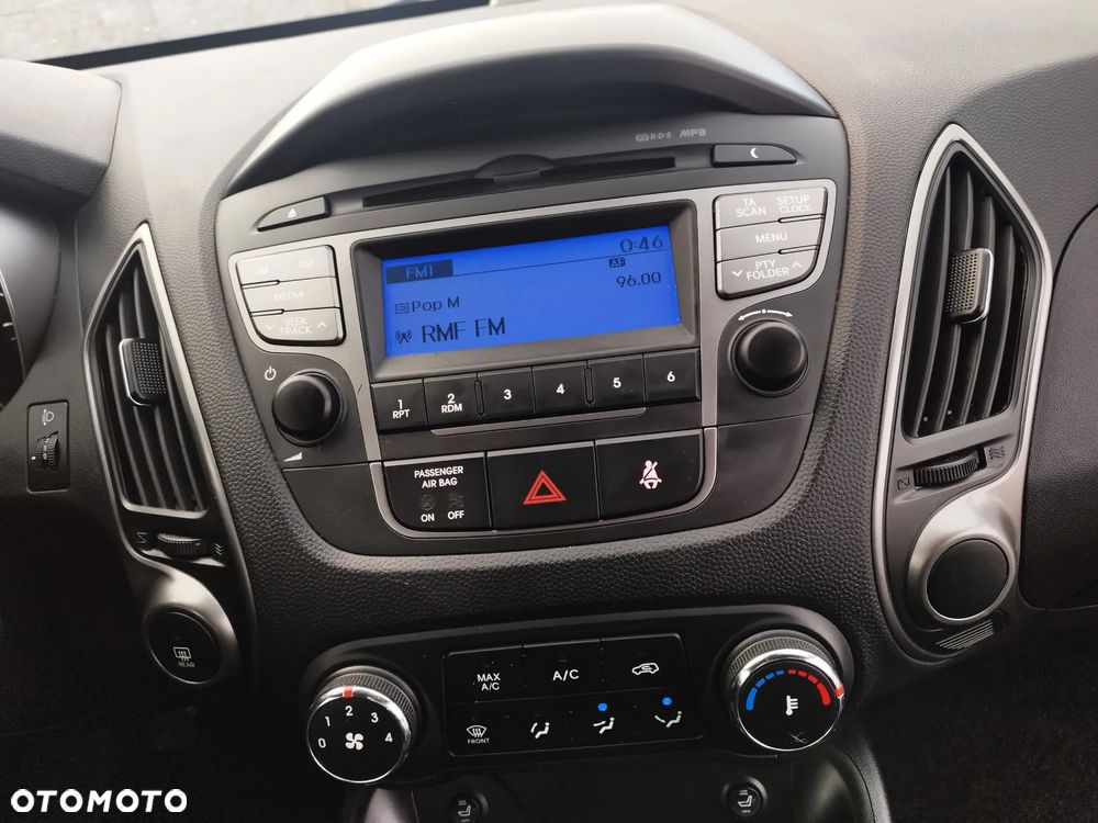 Hyundai ix35 1.6 2WD Fifa World Cup Edition - 16