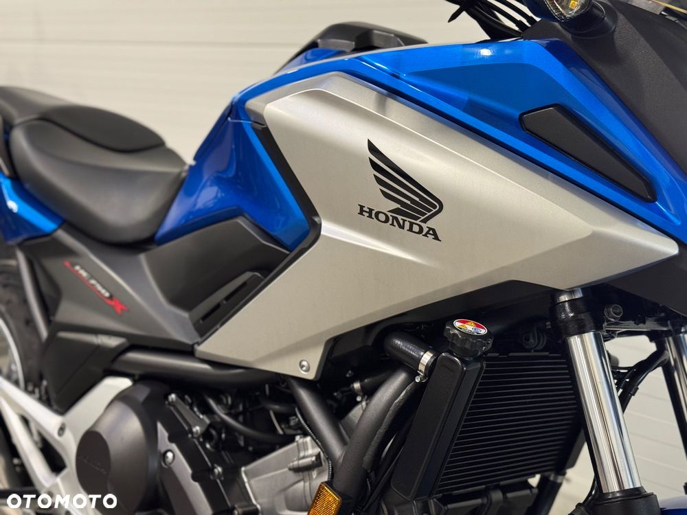 Honda NC - 16
