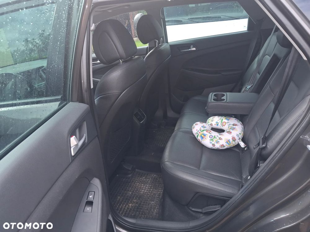 Hyundai Tucson 2.0 CRDI 4WD Automatik Premium - 8
