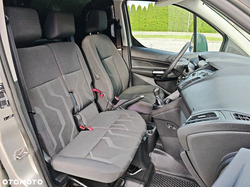 Ford Transit Connect - 17