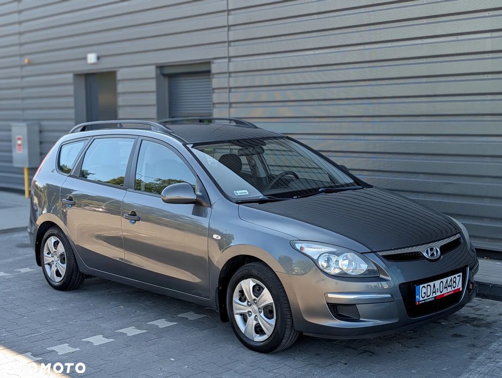 Hyundai i30 1.4 Blue Comfort - 1