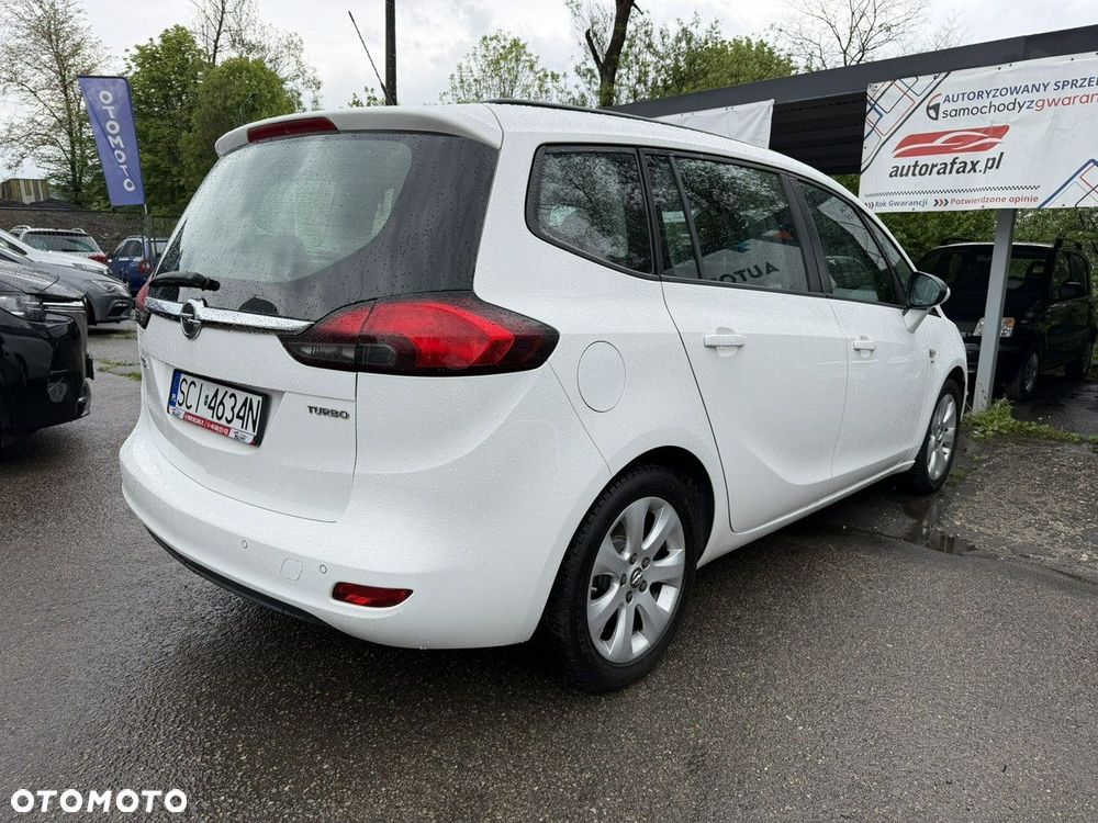 Opel Zafira - 12