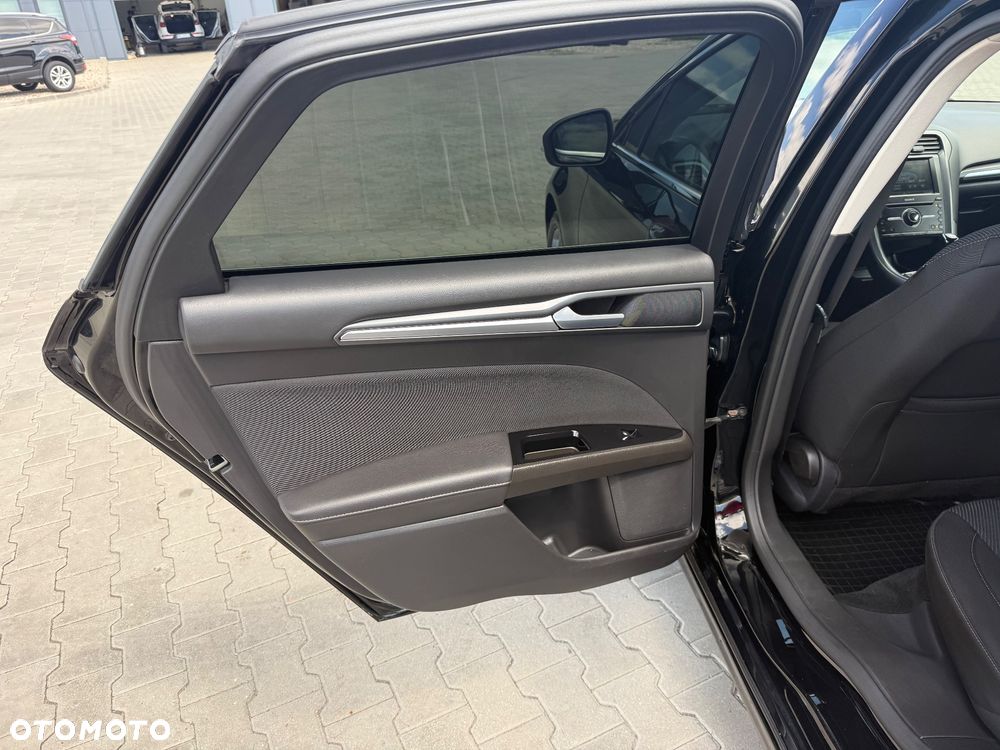 Ford Mondeo 2.0 TDCi Allrad Titanium - 19