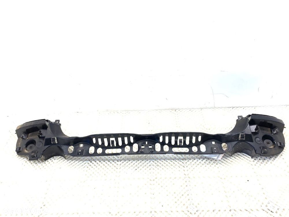 ŚLIZG ZDERZAKA TYŁ ŚRODKOWY  BMW 5 (F10) 2009 - 2016 520 d 135 kW [184 KM] olej napędowy 2010 - - 1