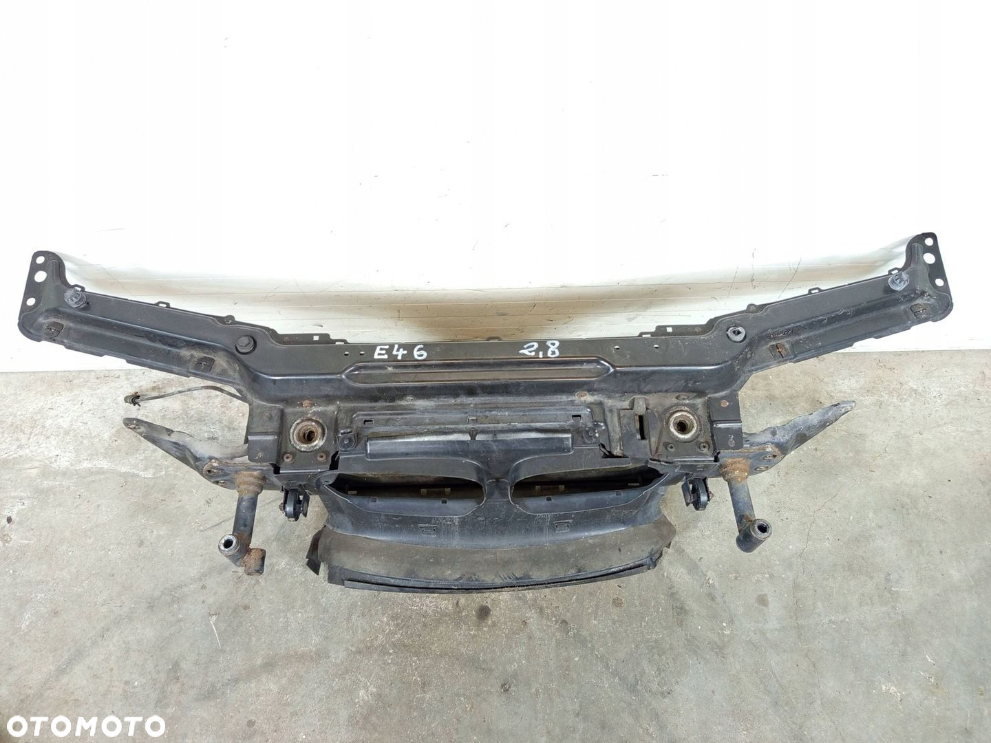 PAS PRZEDNI OSŁONA WZMOCNIENIE BMW 3 E46 - 2