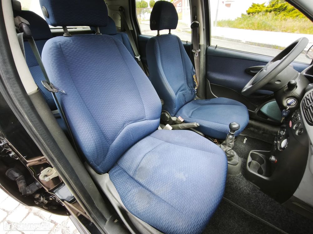 Fiat Punto 1.2 16V ELX - 6