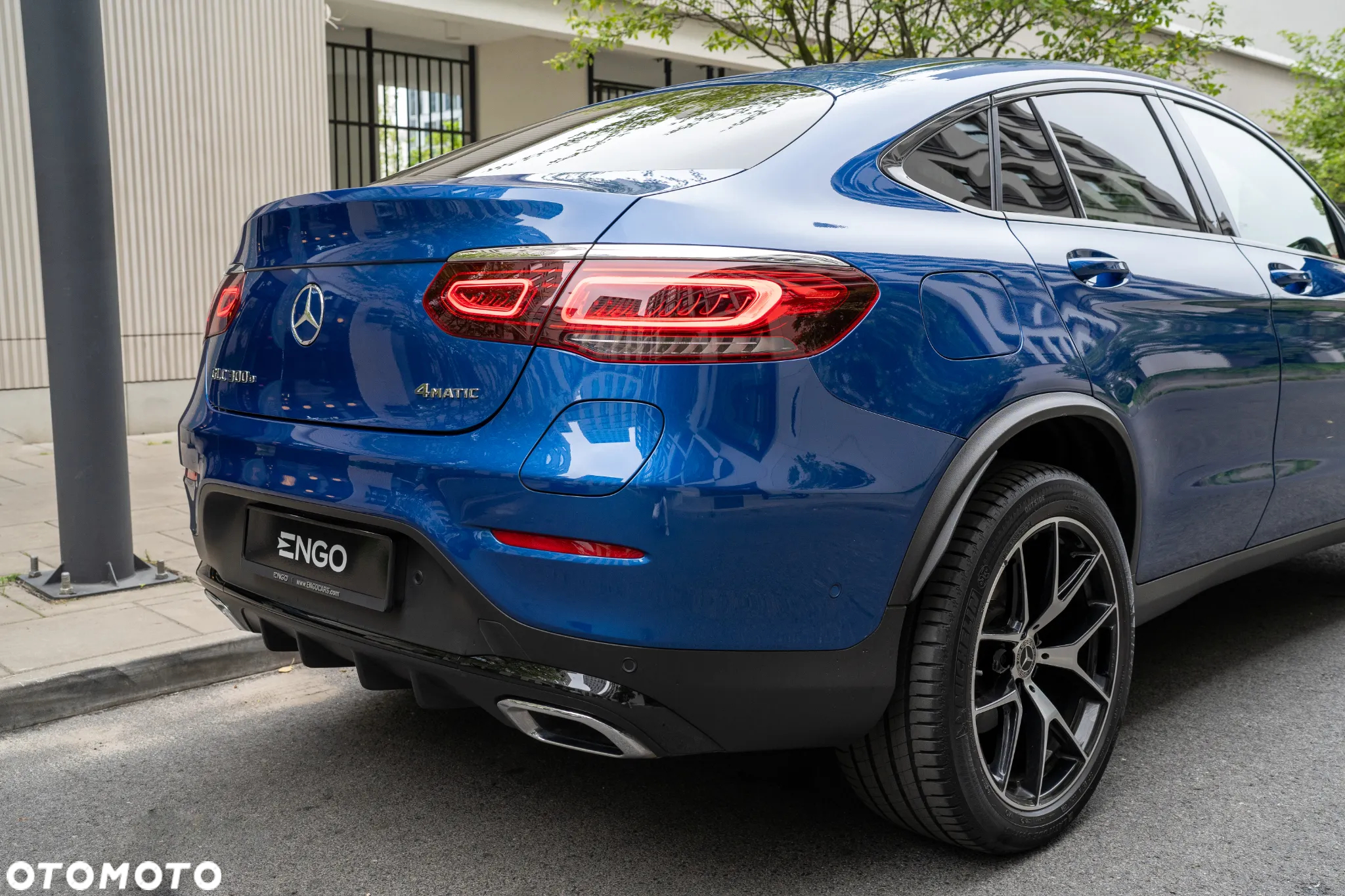 Mercedes-Benz GLC Coupe 300 e 4-Matic Business Edition - 25