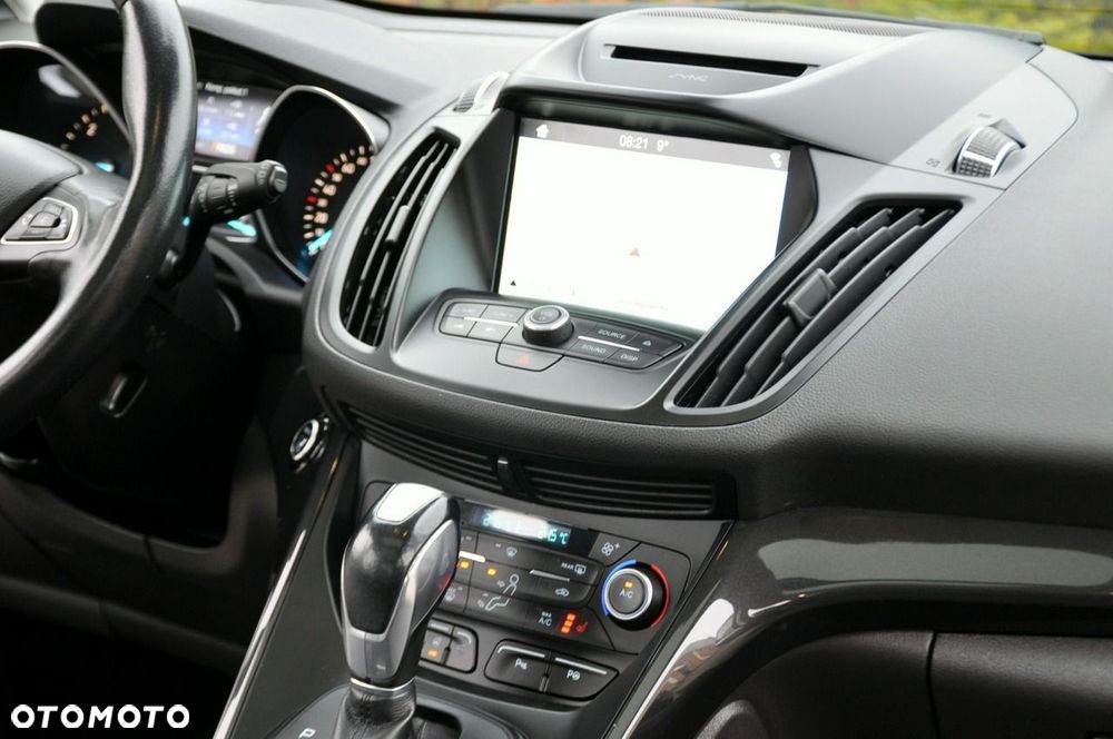 Ford Kuga - 25