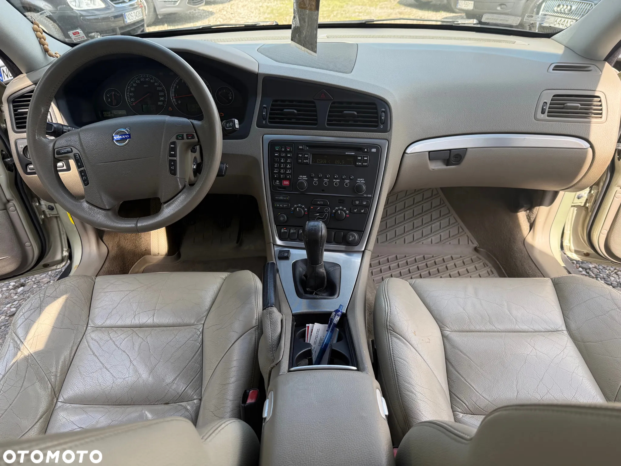 Volvo V70 2.4 Premium - 19