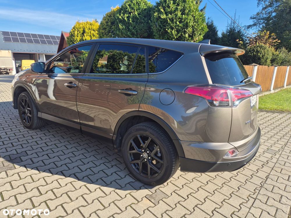 Toyota RAV4 Hybrid Premium 4x2 - 9