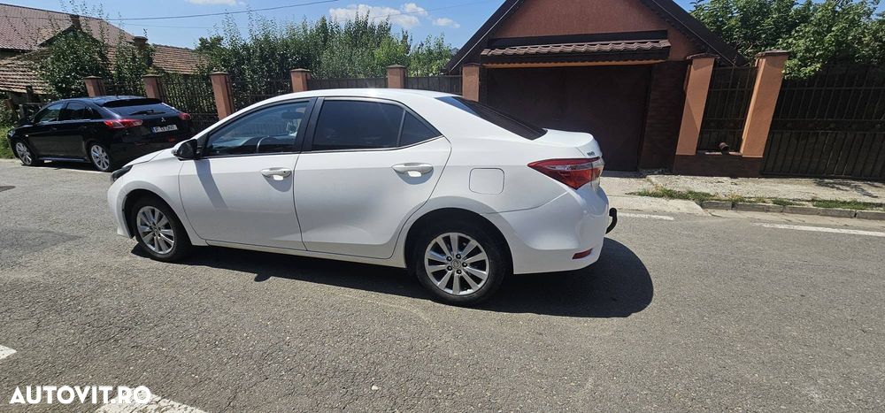 Toyota Corolla 1.6 Valvematic Luna - 4