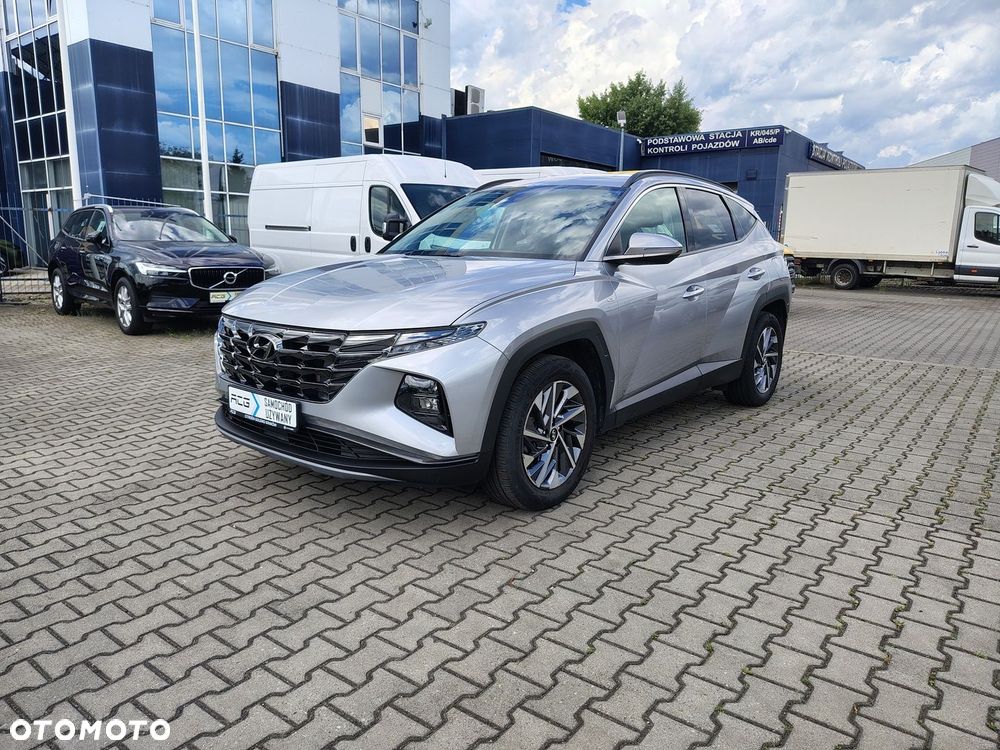 Hyundai Tucson - 2