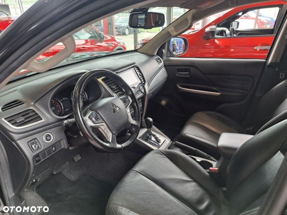 Mitsubishi L200 - 6