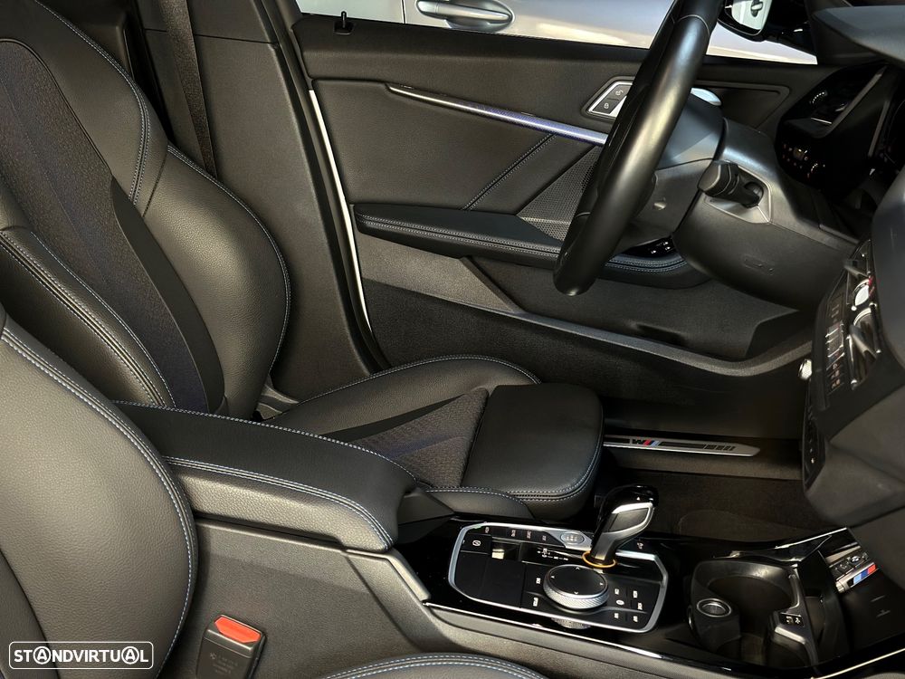 BMW 116 d Pack M Auto - 26