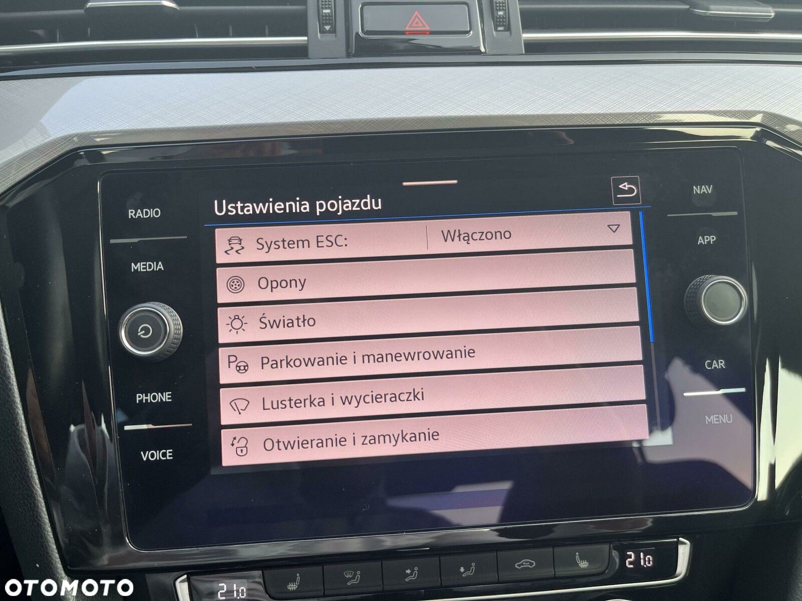 Volkswagen Passat 1.5 TSI EVO Business DSG - 28