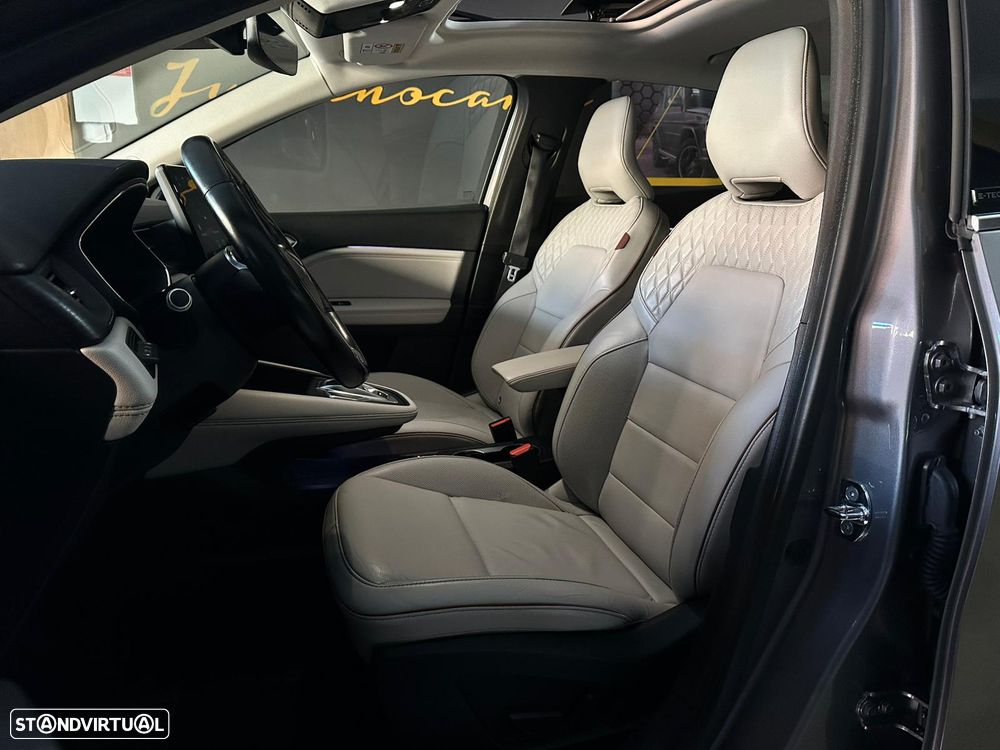 Renault Captur 1.6 E-Tech Plug-In Initiale Paris - 24