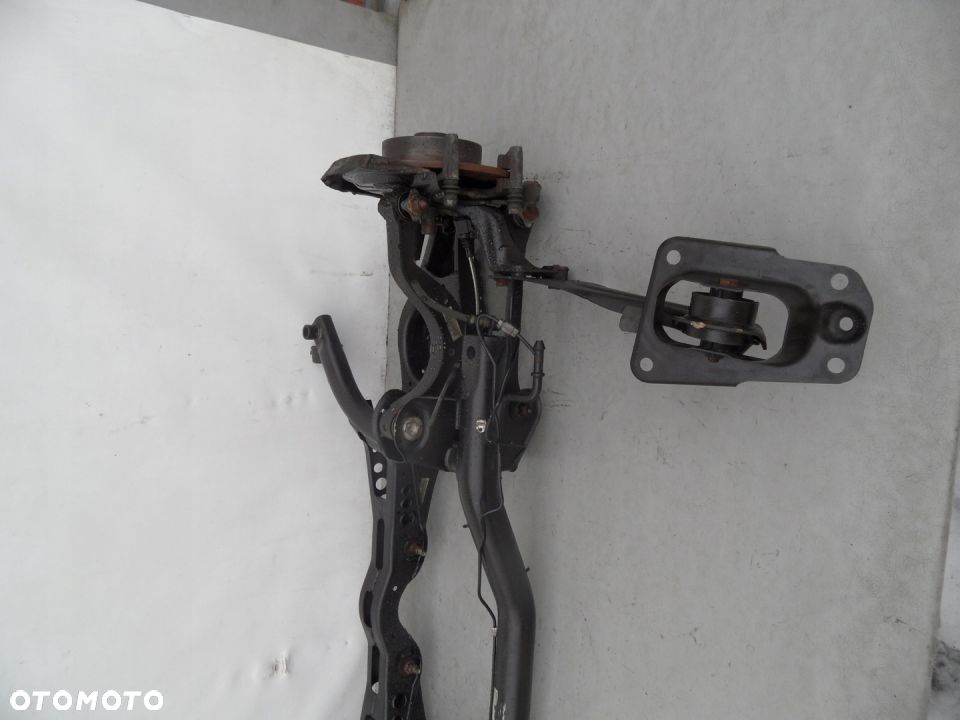 OŚ TYLNA ZAWIESZENIE TYŁ VW GOLF V VI AUDI A3 8P - 3