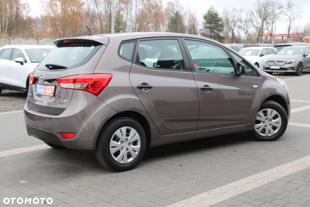 Hyundai ix20 - 7