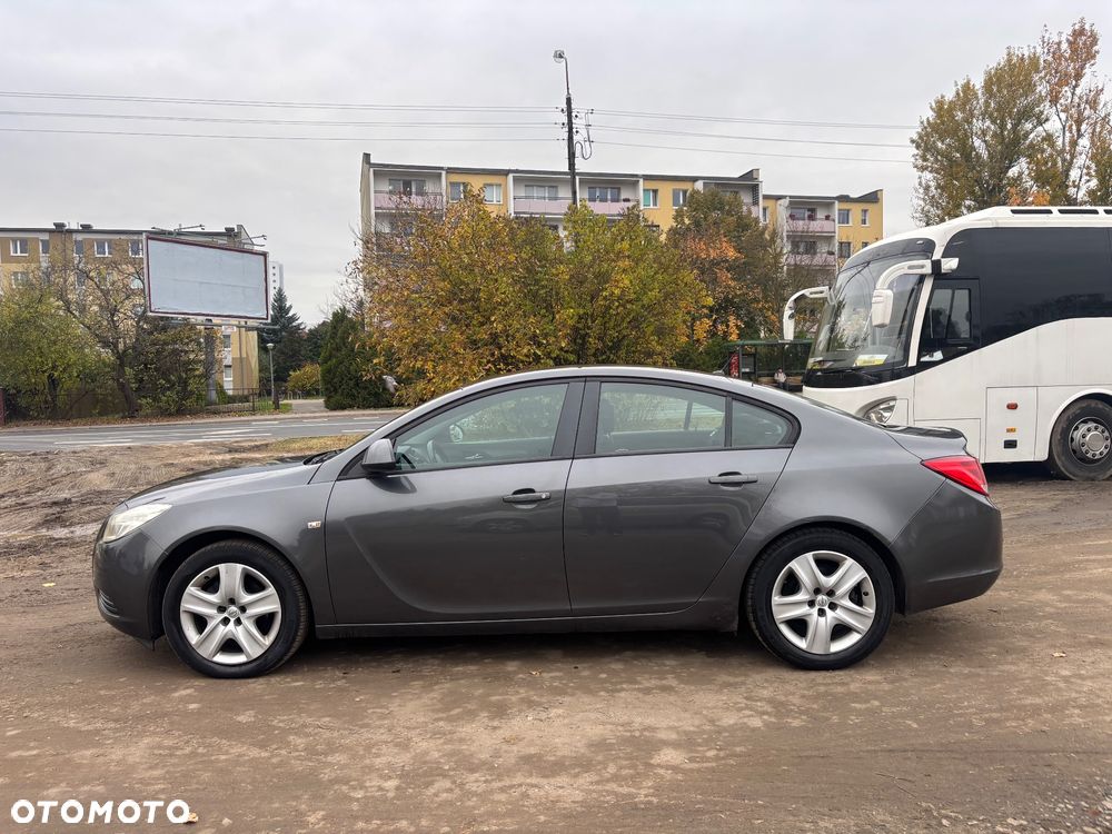 Opel Insignia 1.6 - 6