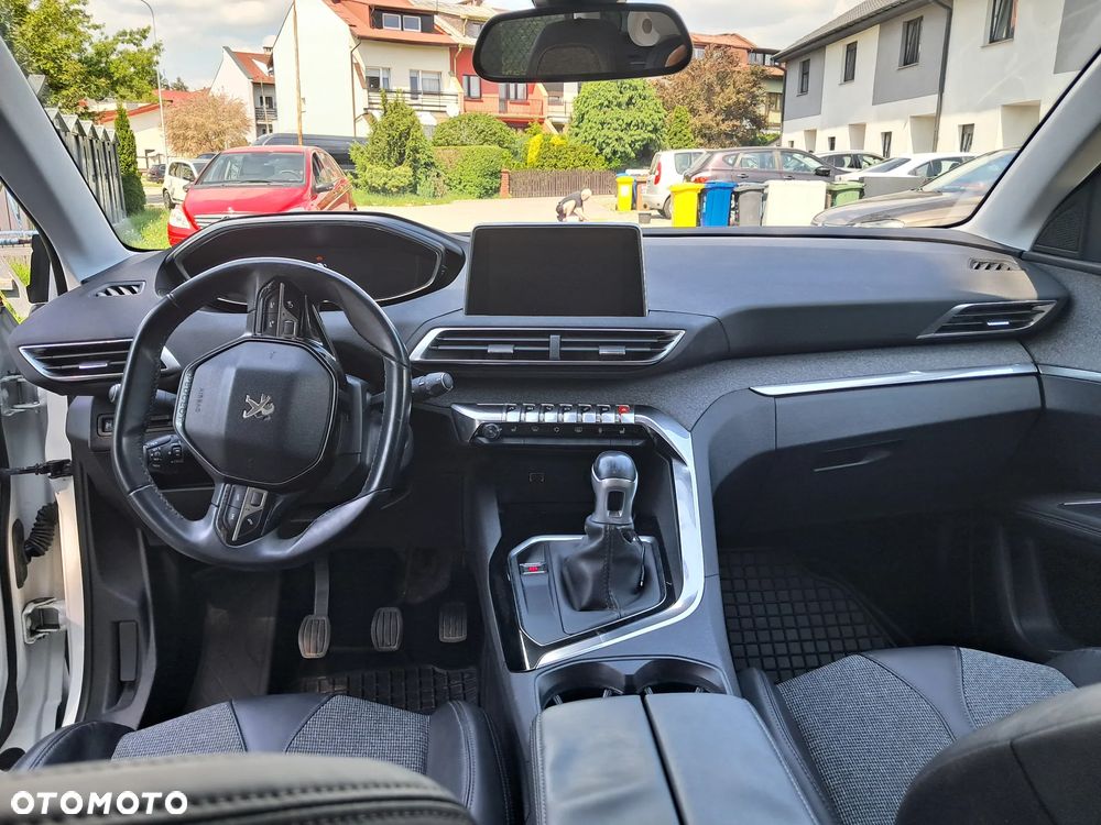 Peugeot 3008 BlueHDi 120 Stop & Start Allure - 17