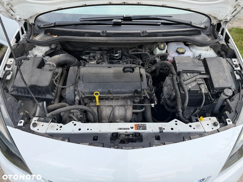 Opel Astra - 16