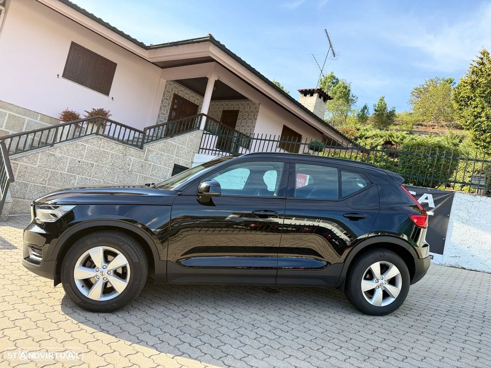 Volvo XC 40 1.5 T2 Momentum - 4