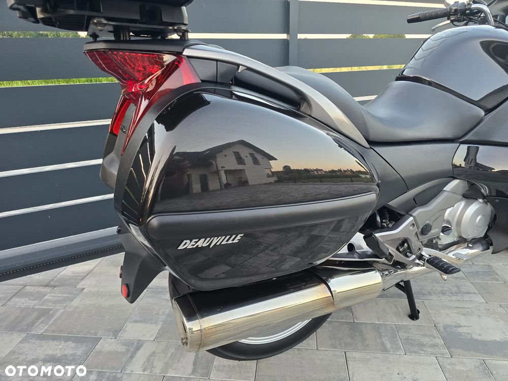 Honda Deauville - 22