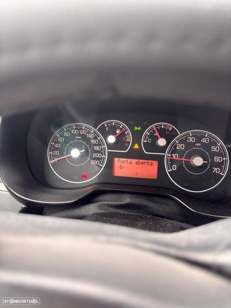 Fiat Punto 100 JTD Multijet HGT - 1