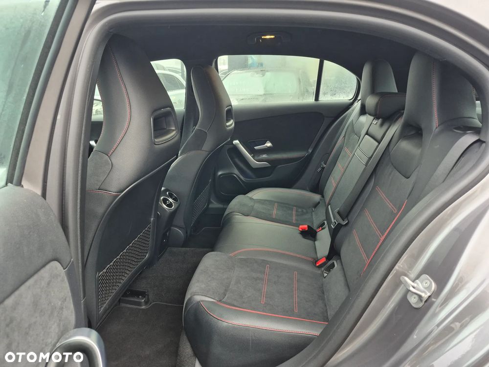 Mercedes-Benz Klasa A 200 AMG Line 7G-DCT - 15