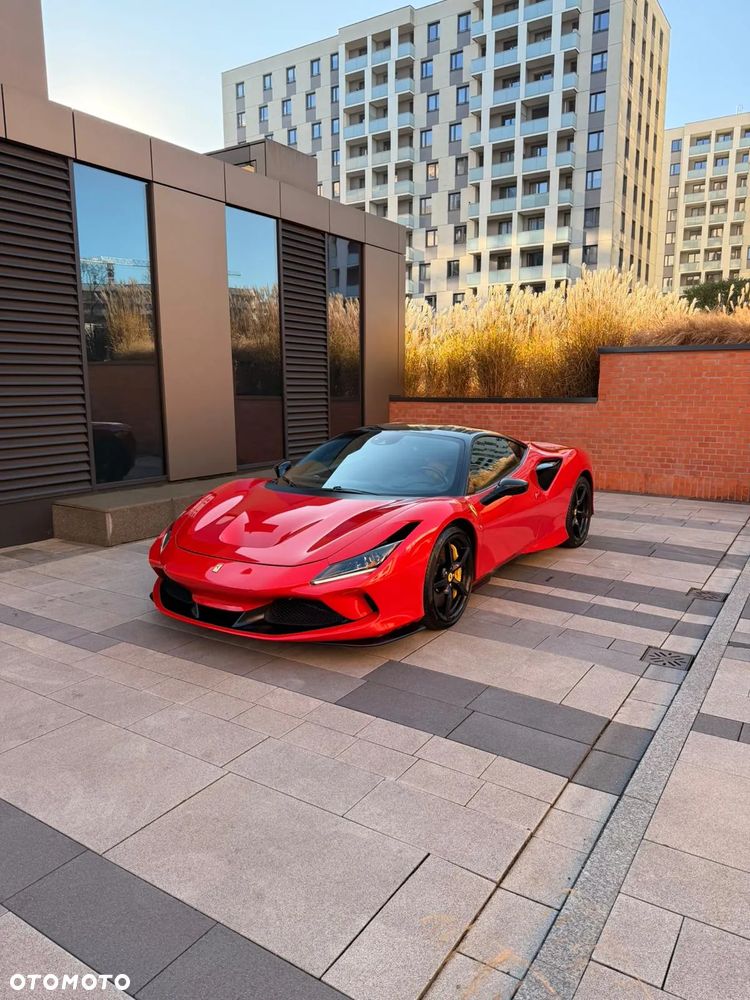 Ferrari F8 Tributo - 2