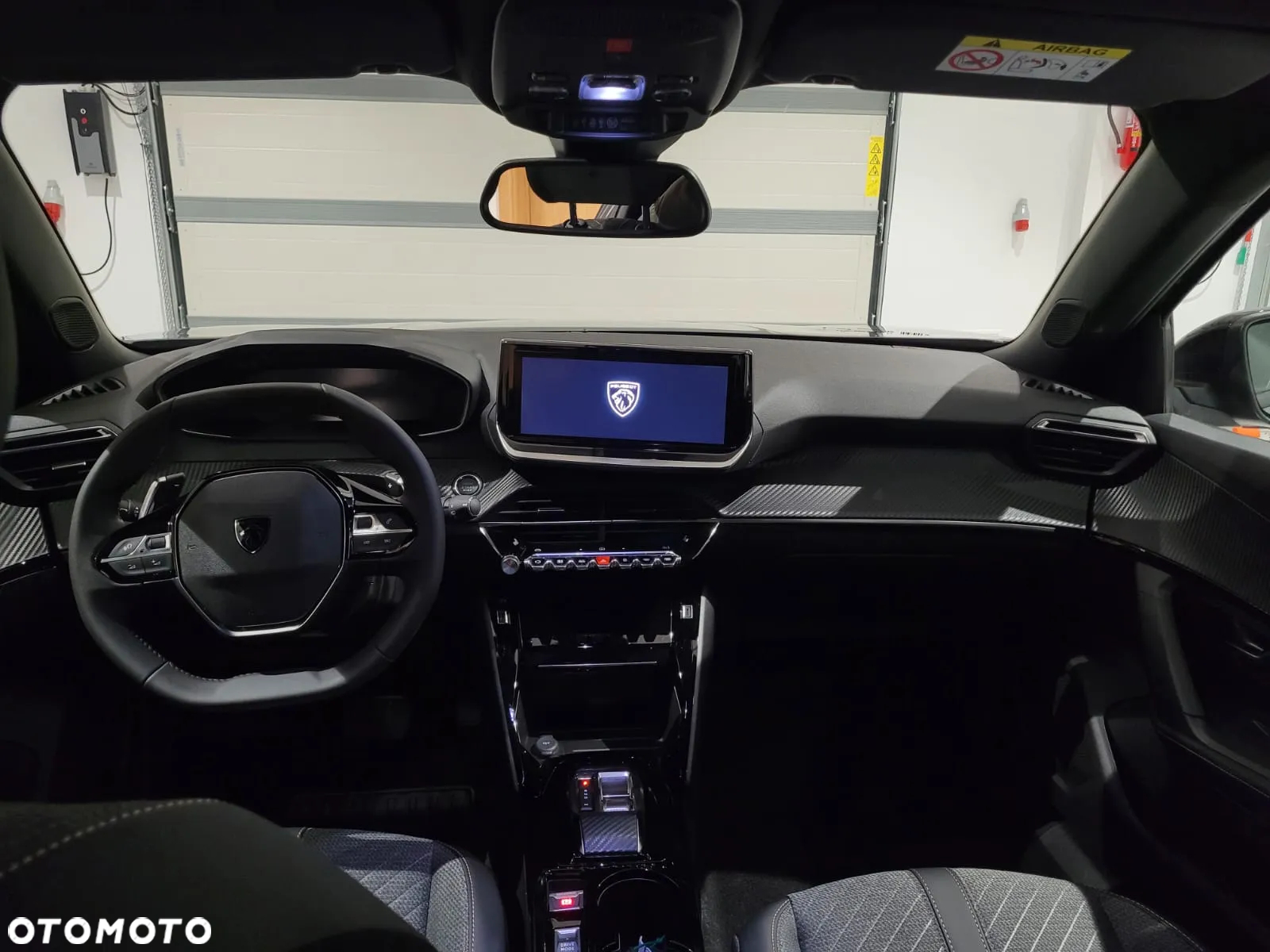Peugeot 2008 PureTech mHEV Allure e-DCS6 - 7