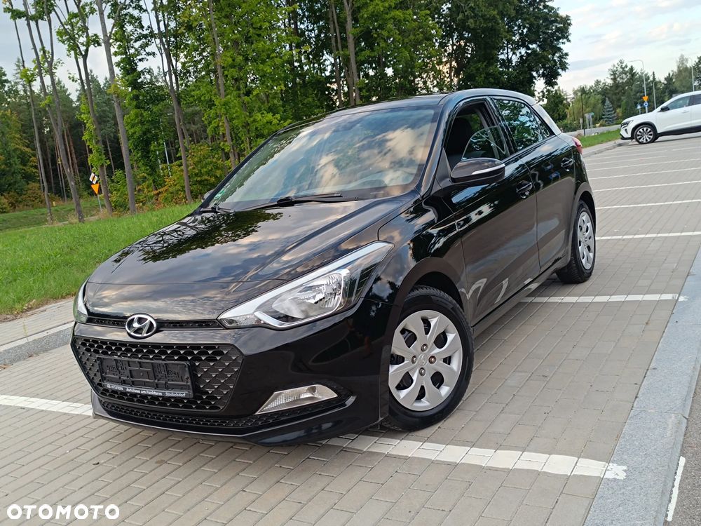 Hyundai i20 blue 1.2 Classic - 15