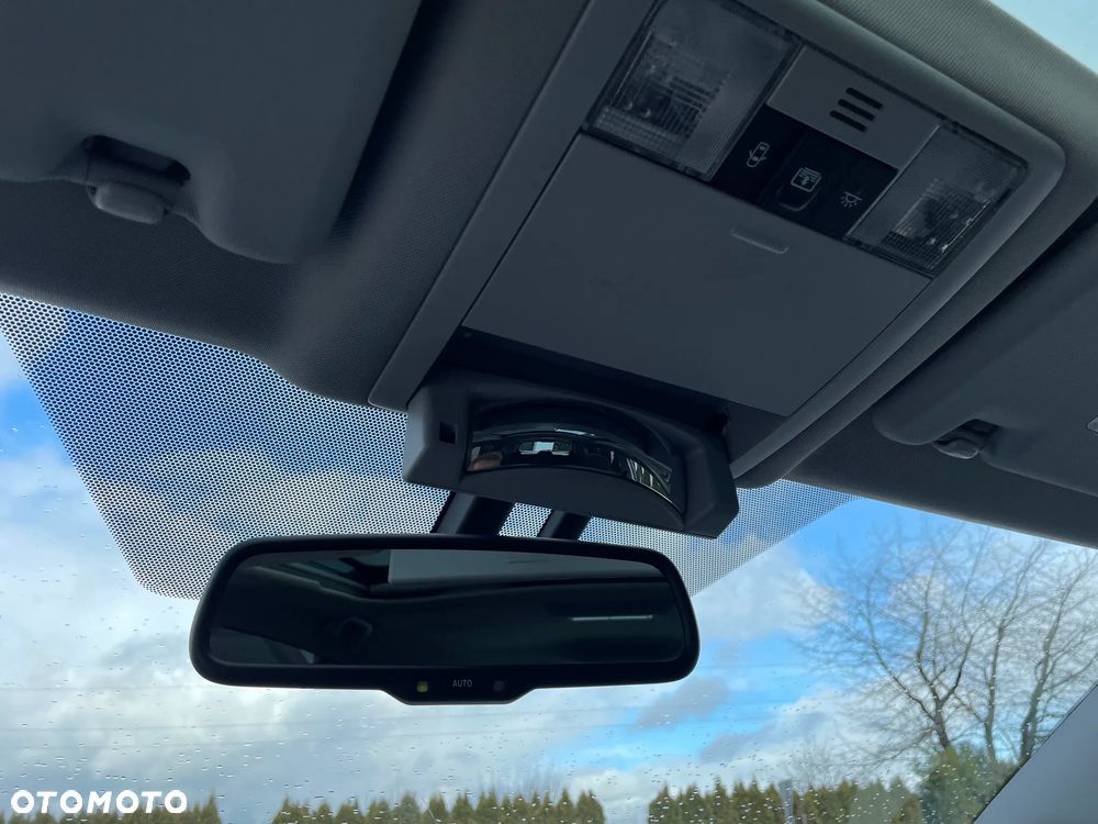 Toyota Verso 1.6 D-4D Prestige - 20