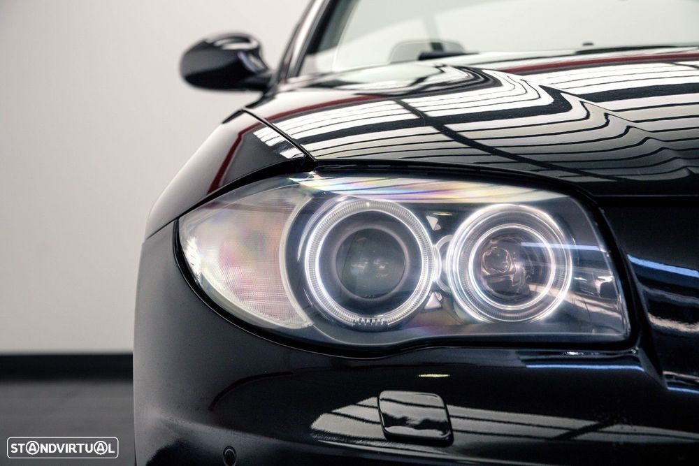BMW 118 d Pack M - 4
