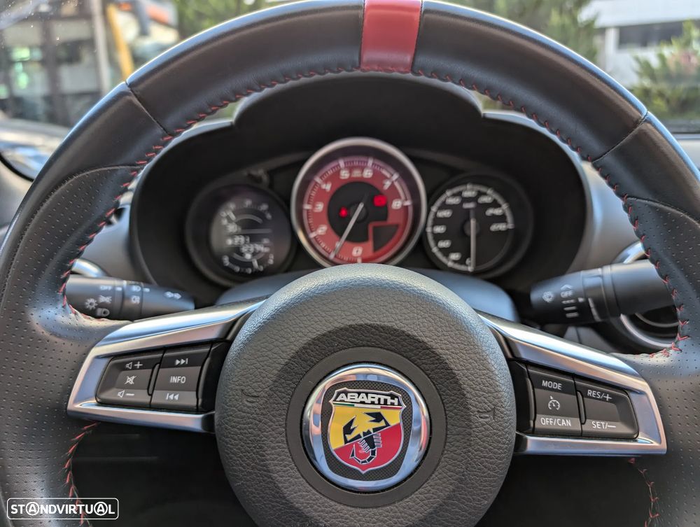 Abarth 124 Spider 1.4 T Multiair - 16