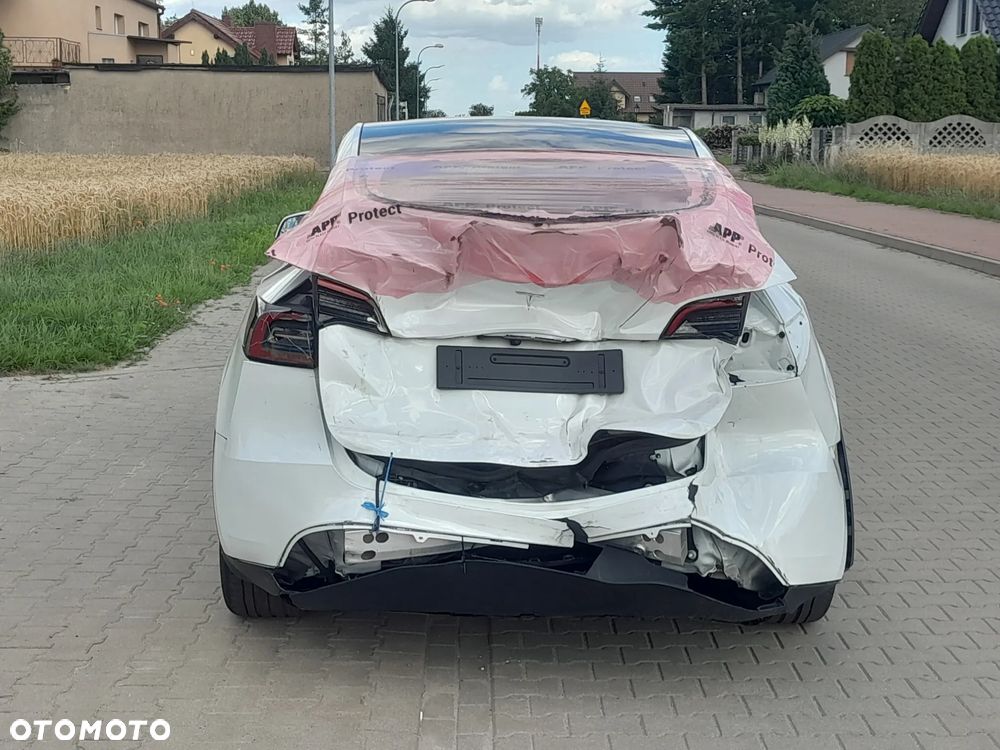 Tesla Model Y Standard - 6