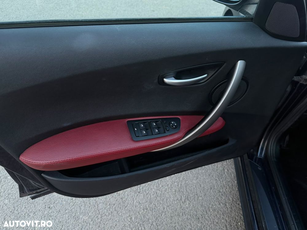 BMW Seria 1 120i Aut. - 14