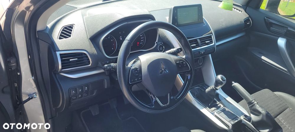 Mitsubishi Eclipse Cross 1.5 T GPF Invite Plus - 7