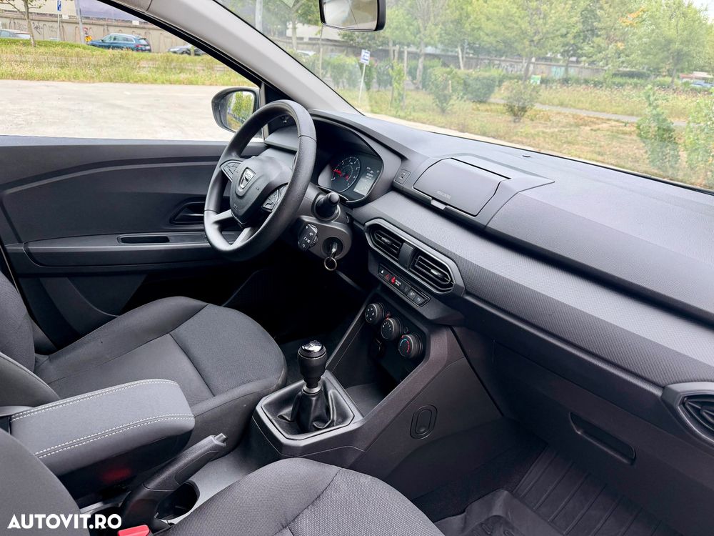 Dacia Logan TCe 90 Essential - 7