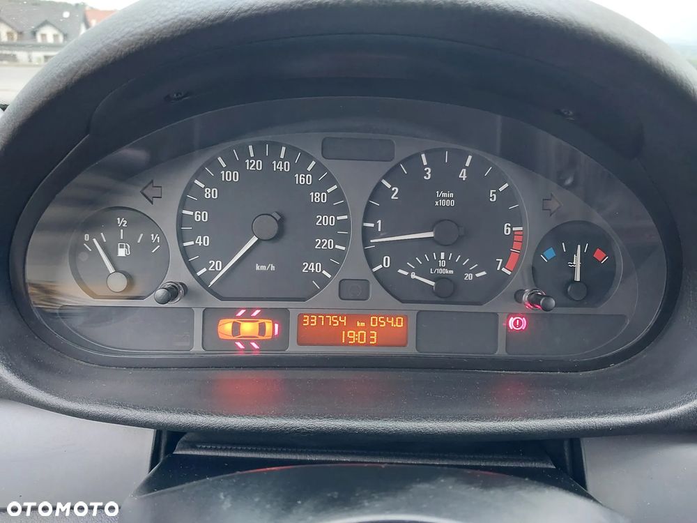 BMW Seria 3 - 11