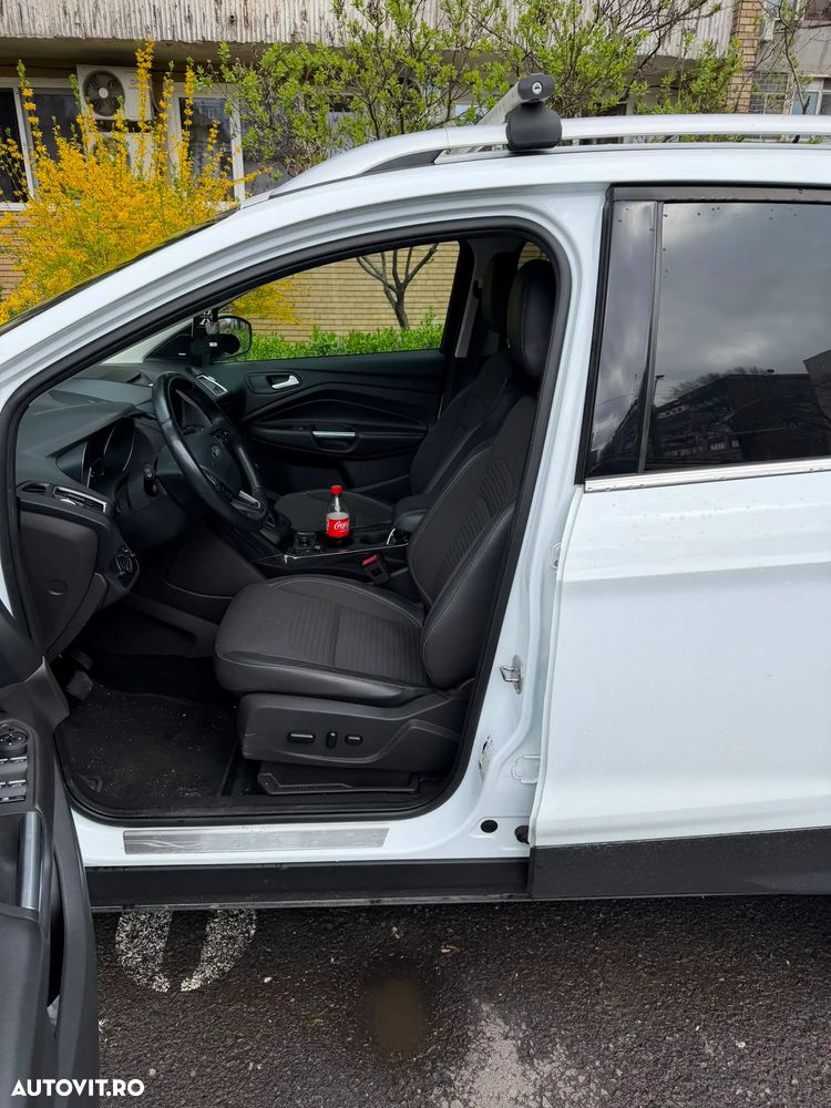 Ford Kuga - 5