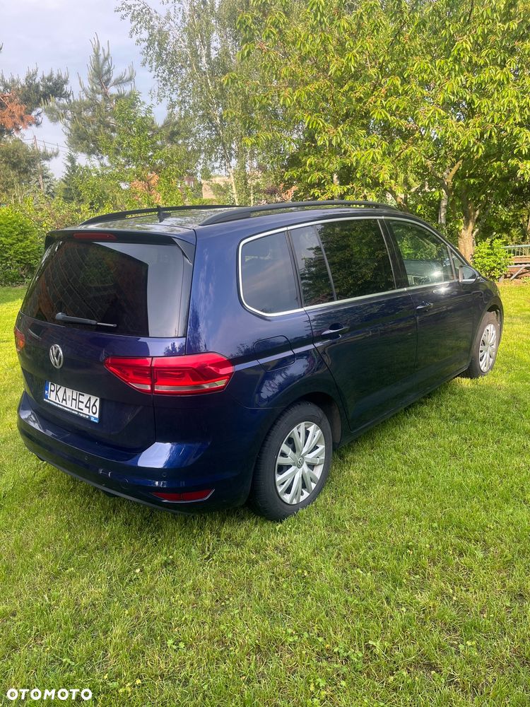 Volkswagen Touran - 2