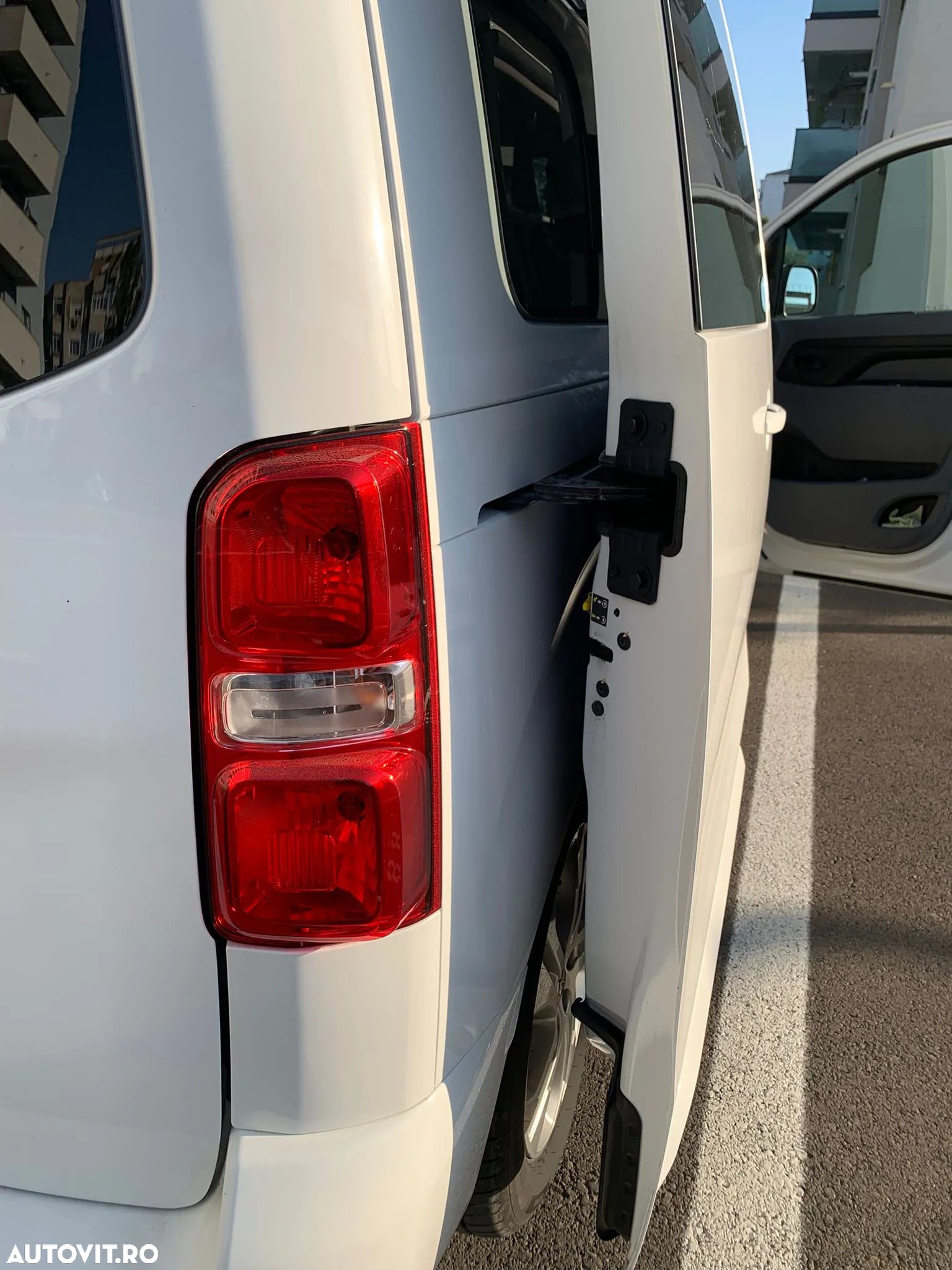 Opel Vivaro Vivaro-e FlexSpace L (50-kWh) - 14