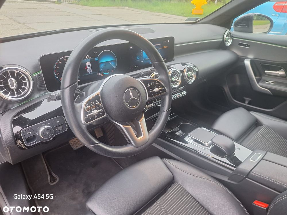 Mercedes-Benz Klasa A 200 AMG Line 7G-DCT - 8